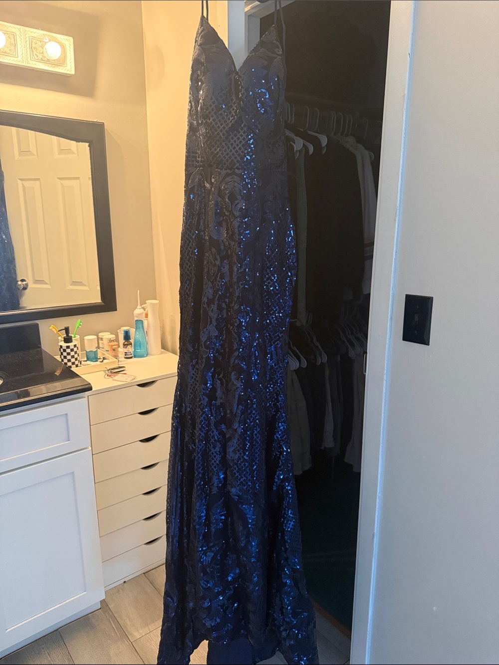 Elegant Navy Sequin Maxi Skirt — Sleeveless Evening Gown